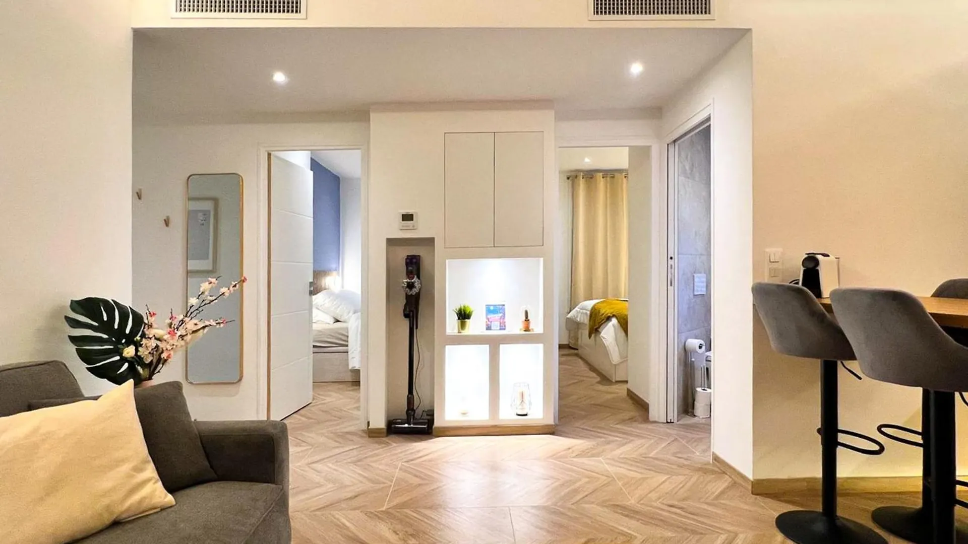 Design Apartment Near The Beaches Of Nice 0*,  France