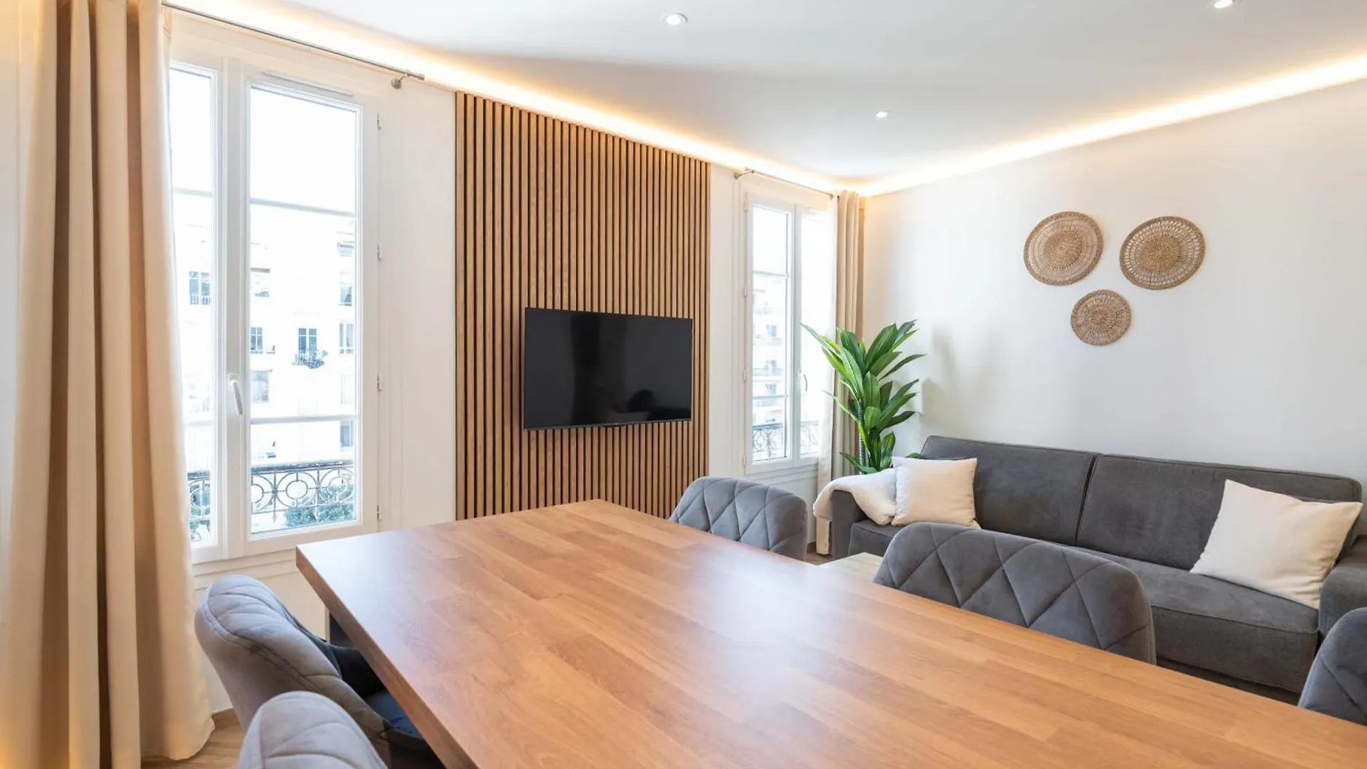 Design Apartment Near The Beaches Of Nice France
